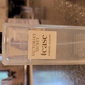 Victorias Secret Tease Creme Cloud Mist